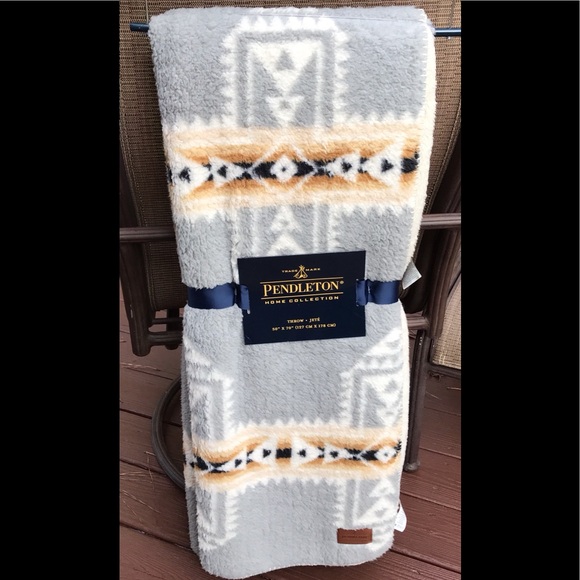 Pendleton Other - Pendleton Sherpa Aztec Southwest Throw 50"x70" New